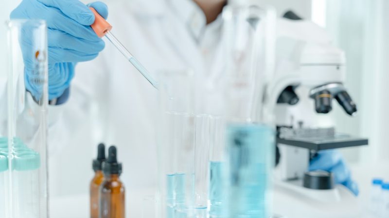 定制生物医药原料药：如何选择靠谱厂家**